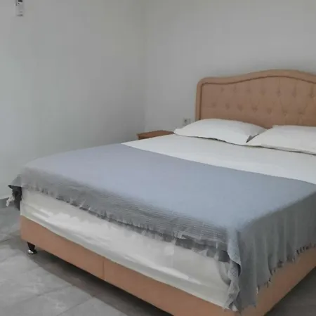 Family Apartment *
