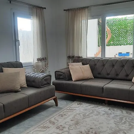 Family Apartment *